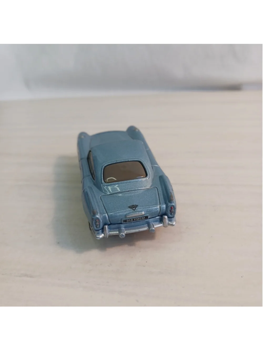Disney Pixar Cars 2 Finn McMissile Diecast Toy Car Mattel 1186